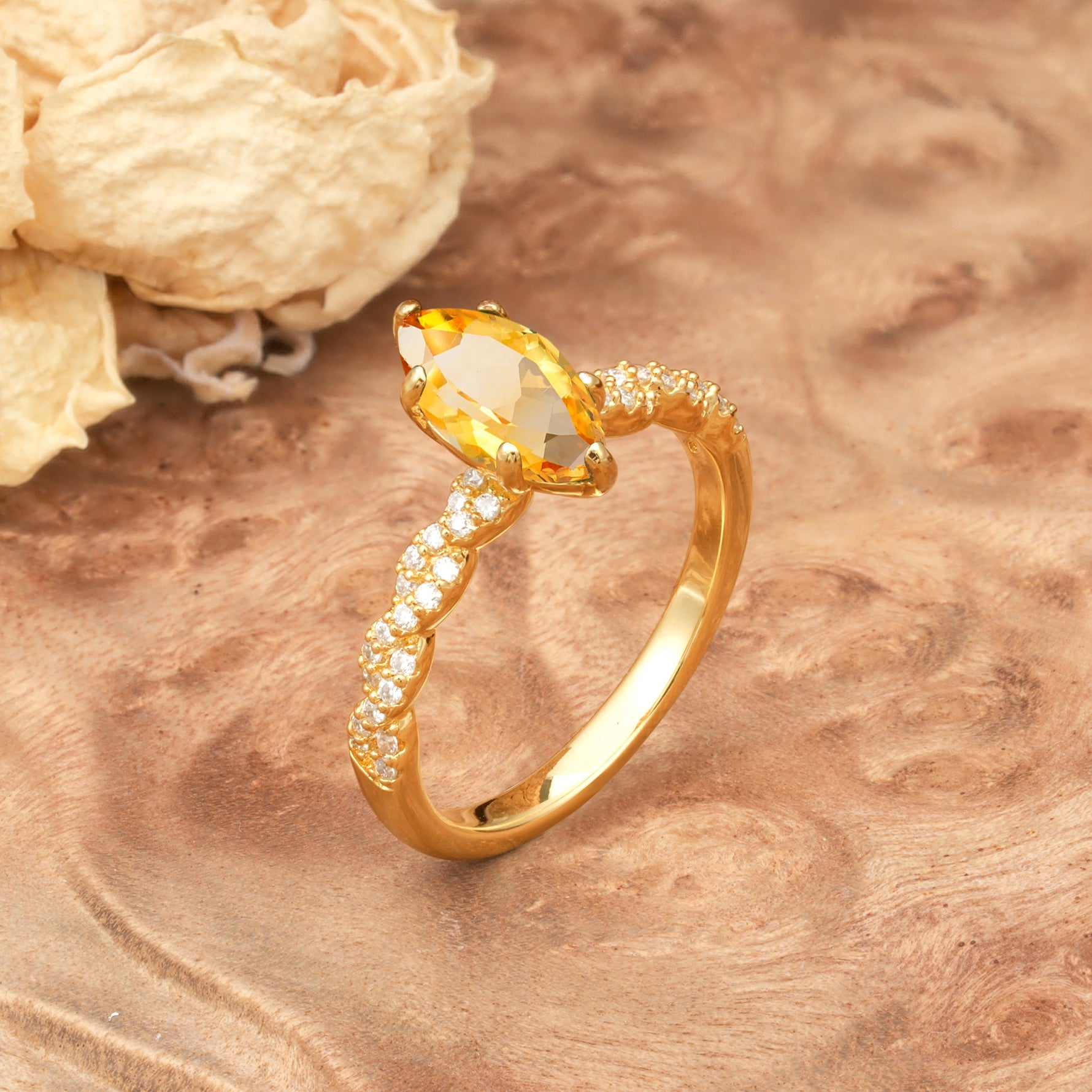 Classic Simple 8-Prong Princess Cut Citrine Engagement Ring - Additional view