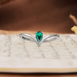 Unique 3-Prong Pear Cut Emerald Engagement Ring - Additional view