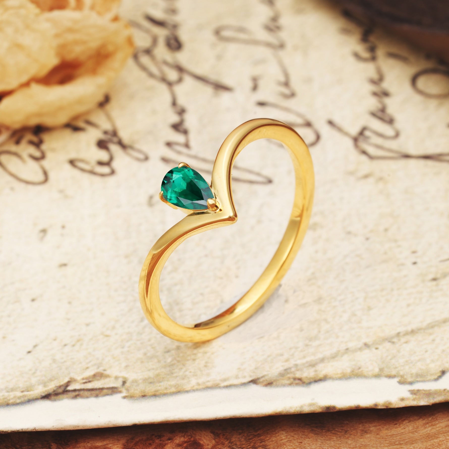 Unique 3-Prong Pear Cut Emerald Engagement Ring - Additional view