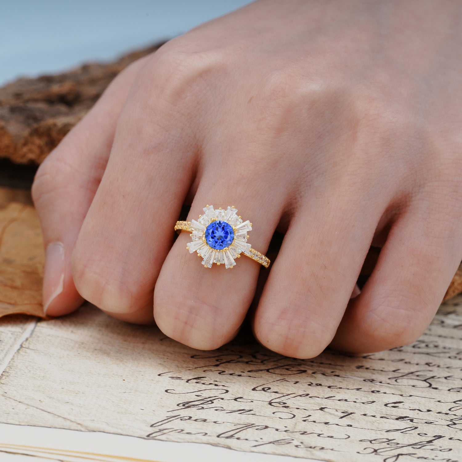Unique and Creative Sunflower-Shaped 4-Prong Setting with Round Cut Sapphire Engagement Ring