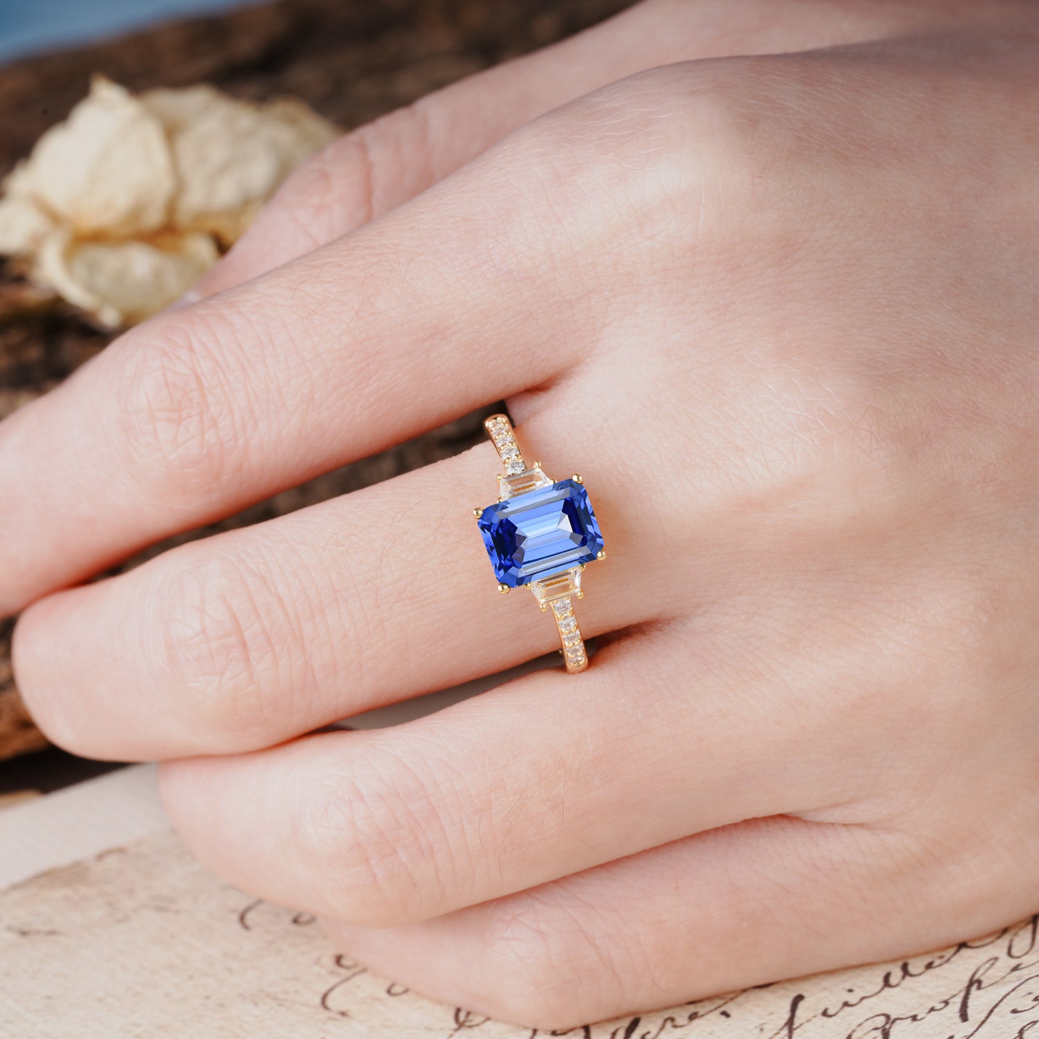 Luxurious Classic 4-Prong Emerald Cut Sapphire Three Stones Wedding Ring