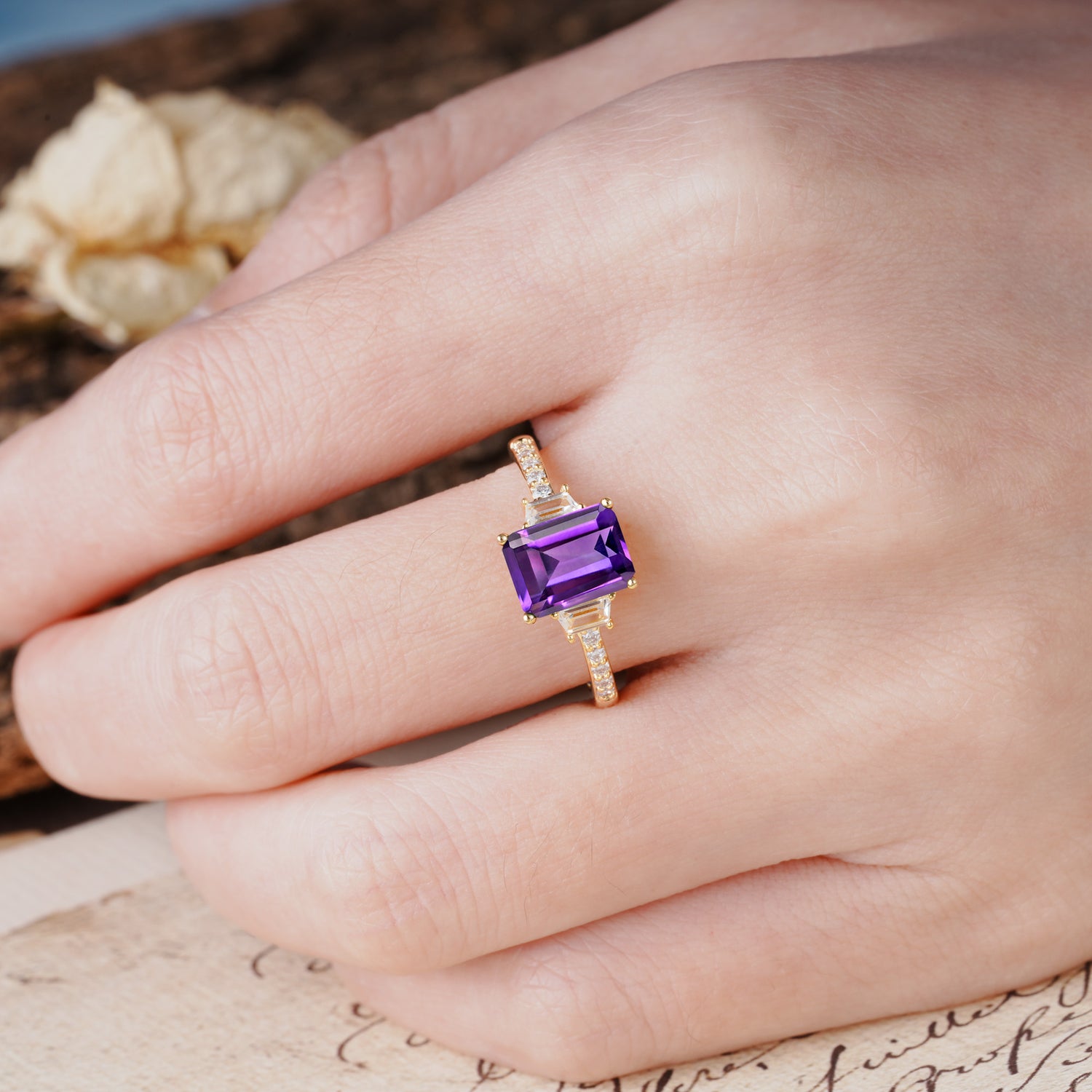 Luxurious Classic 4-Prong Emerald Cut Amethyst Three Stones Wedding Ring