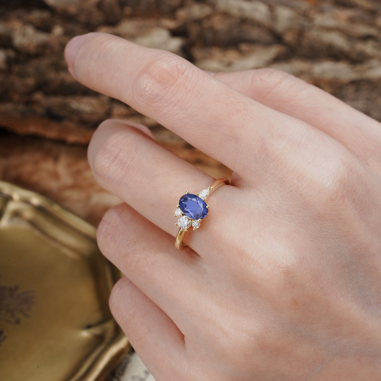 Unique & Classic 4-Prong Setting with Oval-Cut Side Stones Tanzanite Engagement Ring