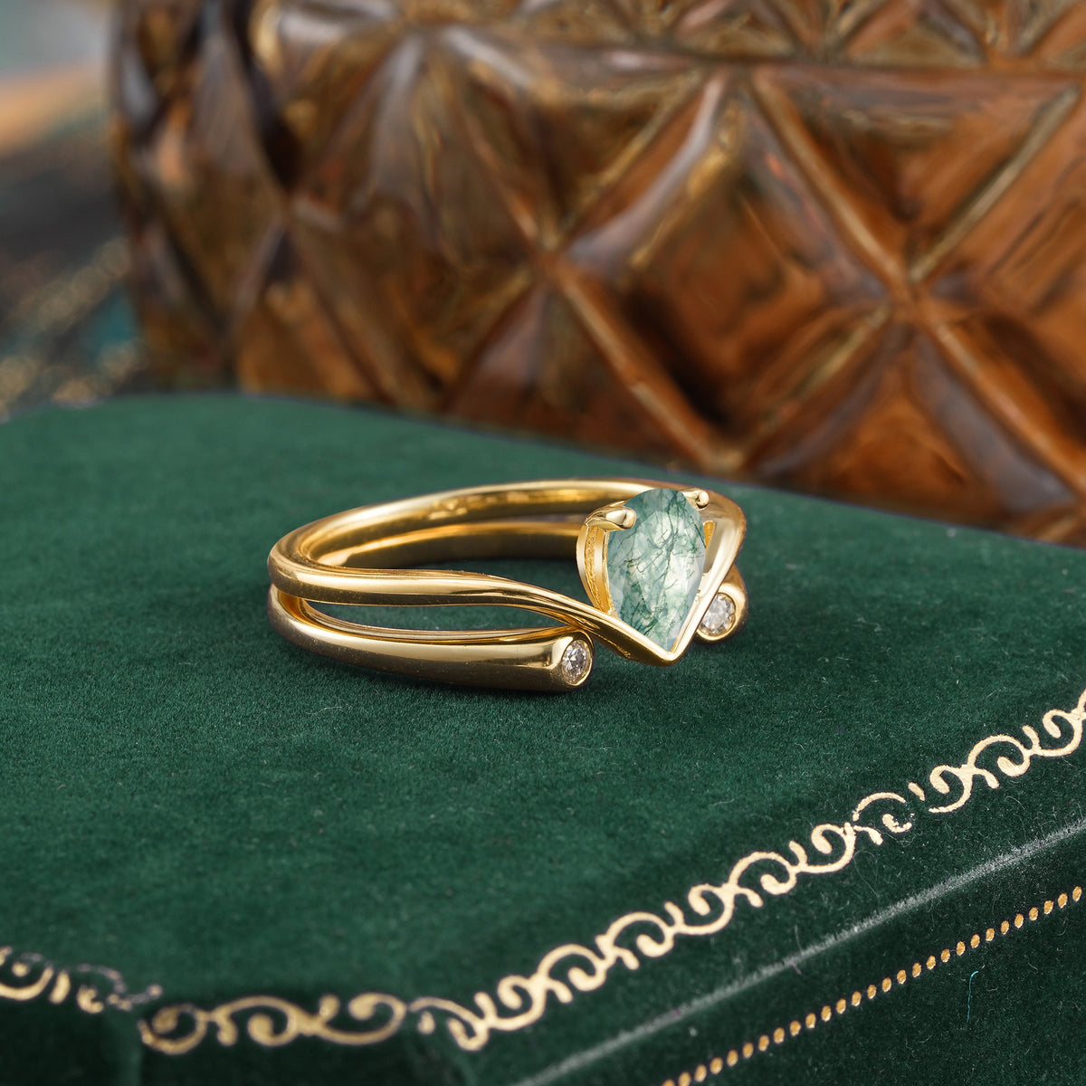 Elegant Pear Cut Moss Agate  with Curved Split Shank and Flanking Round Brilliant Accents Bridal Ring Set - Rose-Gold
