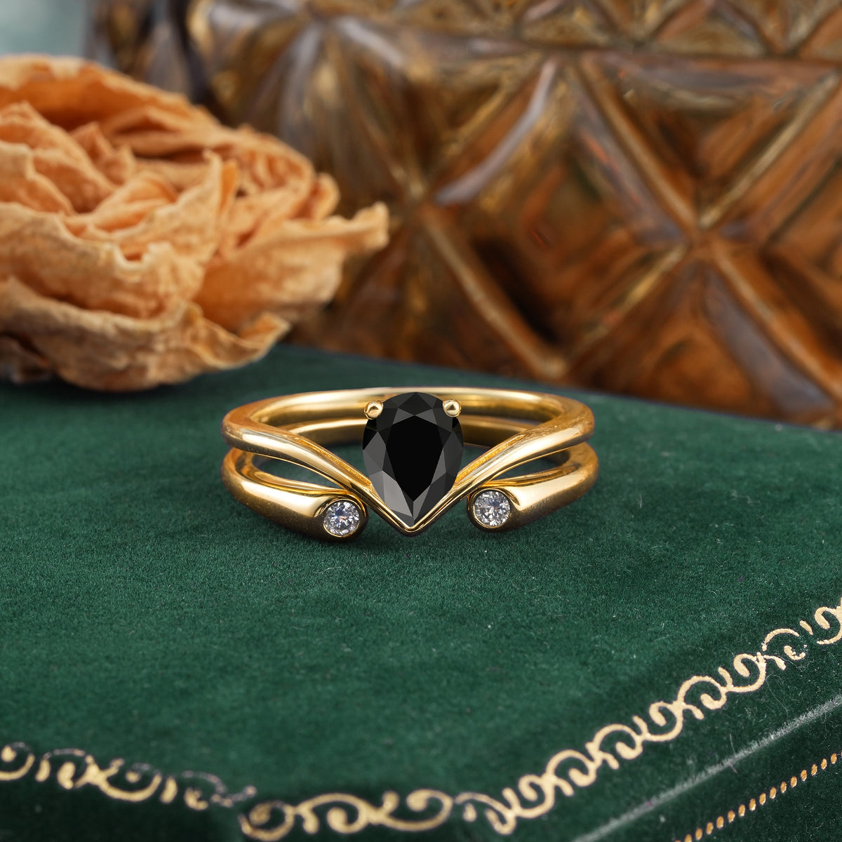 Elegant Pear Cut Black Onyx  with Curved Split Shank and Flanking Round Brilliant Accents Bridal Ring Set - Yellow-Gold