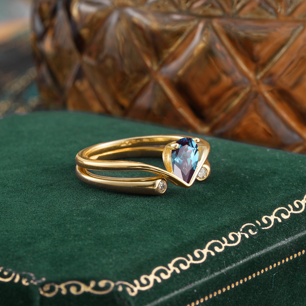 Elegant Pear Cut Alexandrite  with Curved Split Shank and Flanking Round Brilliant Accents Bridal Ring Set - Rose-Gold
