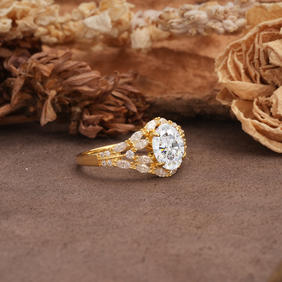 Unique and Luxurious 4-Prong Oval Cut Moissanite Engagement Ring - Additional view