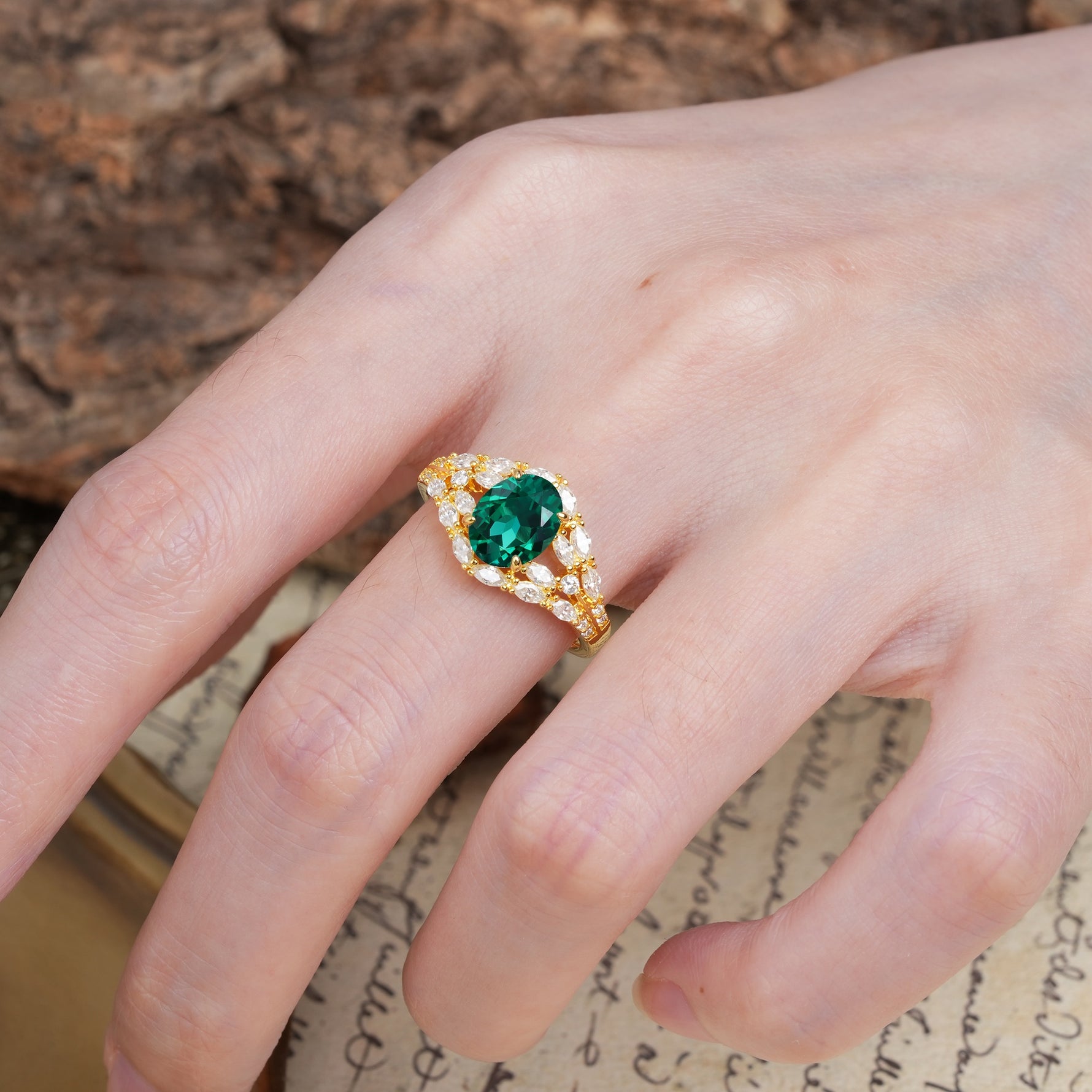 Unique and Luxurious 4-Prong Oval Cut Emerald Engagement Ring - Additional view