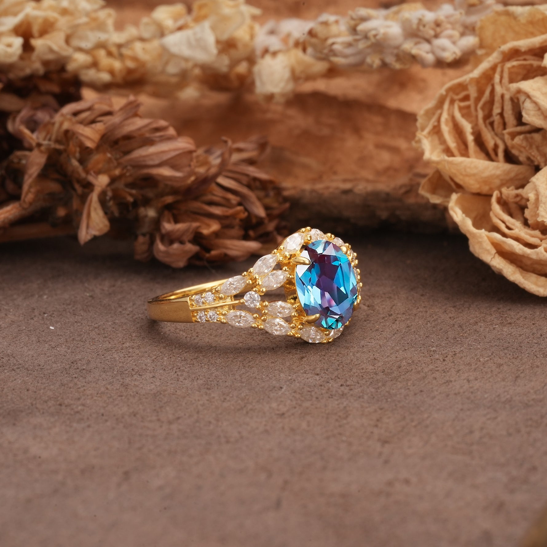 Unique and Luxurious 4-Prong Oval Cut Alexandrite Engagement Ring - Additional view