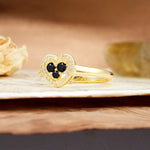 Unique Heart-Shaped 3-Prong Round Cut Black Onyx Engagement Ring - Additional view