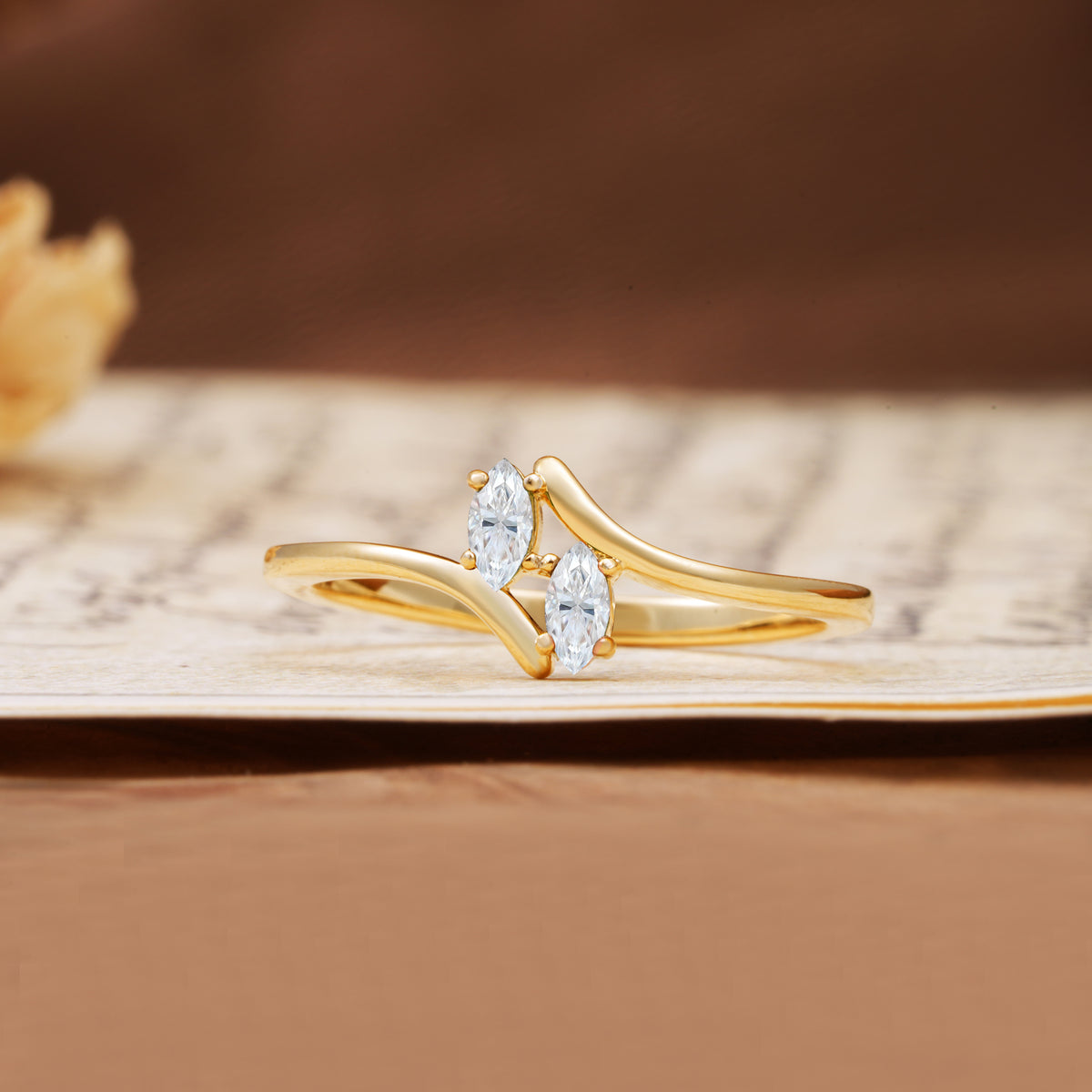 Classic Twisted 4-Prong Double Marquise Cut Moissanite Two Stones Wedding Ring
