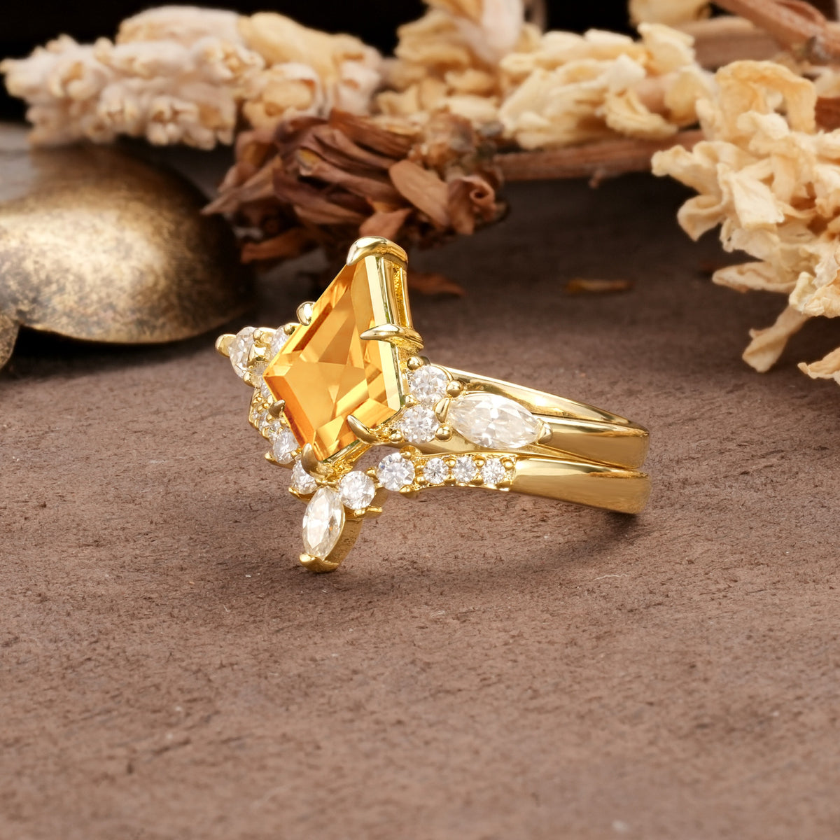 Vintage Milgrain Floral Kite Cut Citrine Bridal ring set - Rose-Gold
