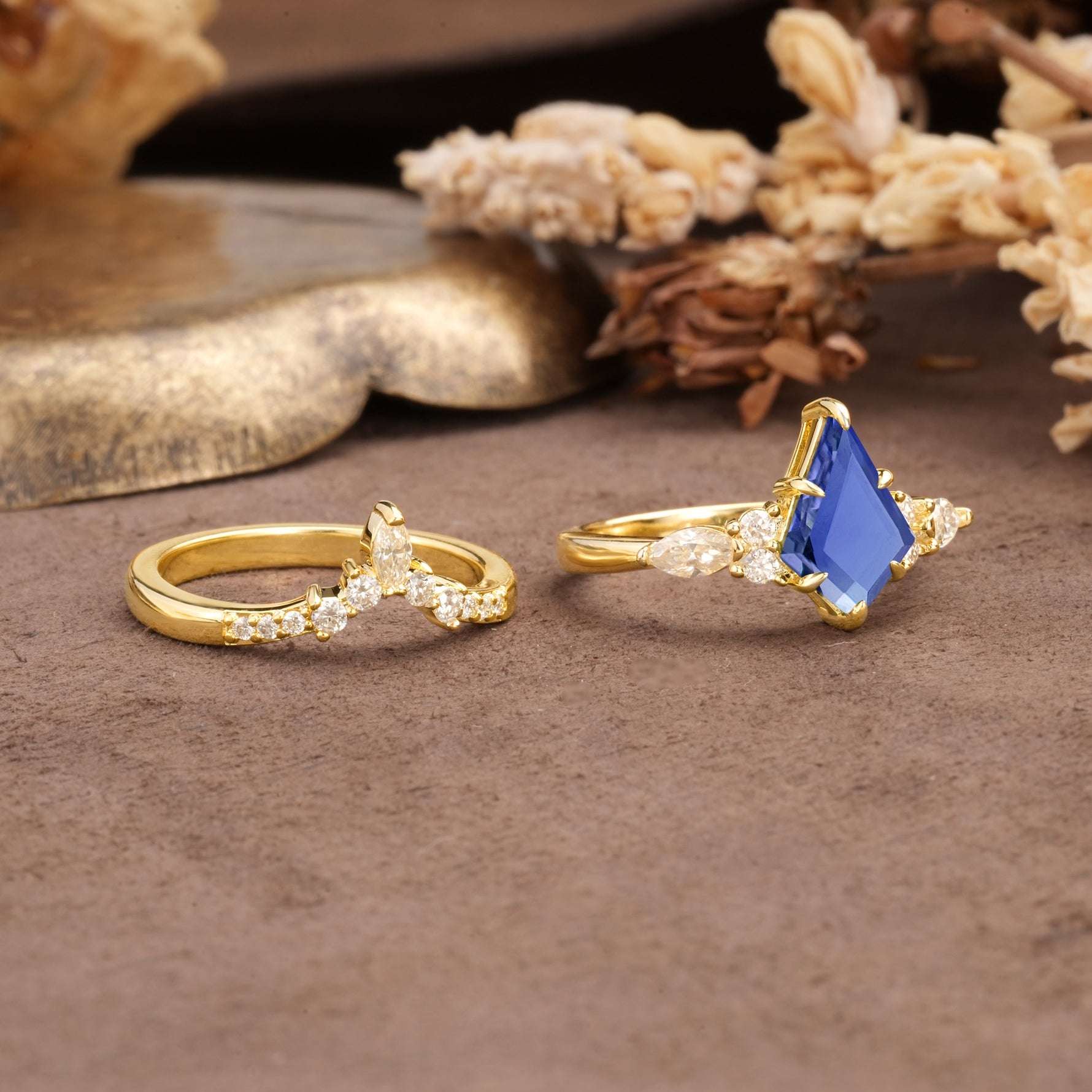 Vintage Milgrain Floral Kite Cut Tanzanite Bridal ring set - Additional view