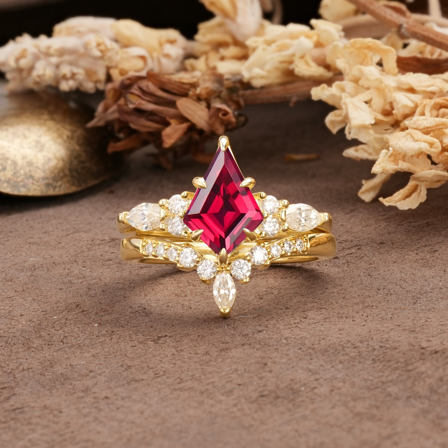 Vintage Milgrain Floral Kite Cut Ruby Bridal ring set - Yellow-Gold