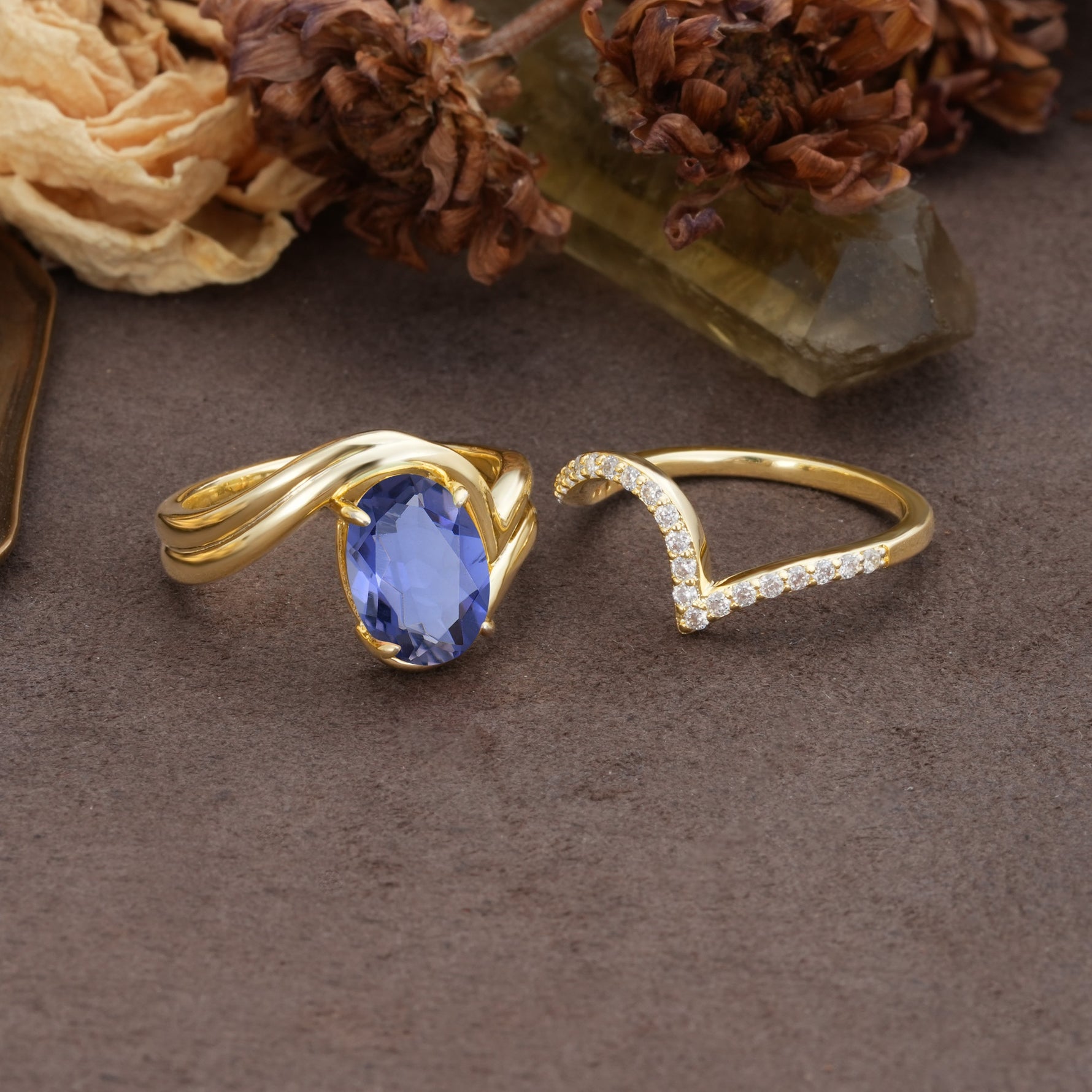 Unique Twisted, Entwined 4-Prong Oval-Cut Tanzanite Bridal Ring Set - Additional view