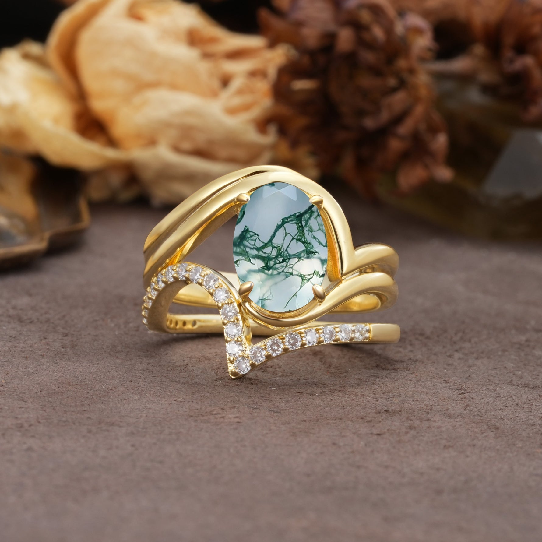 Unique Twisted, Entwined 4-Prong Oval-Cut Moss Agate Bridal Ring Set - Yellow-Gold