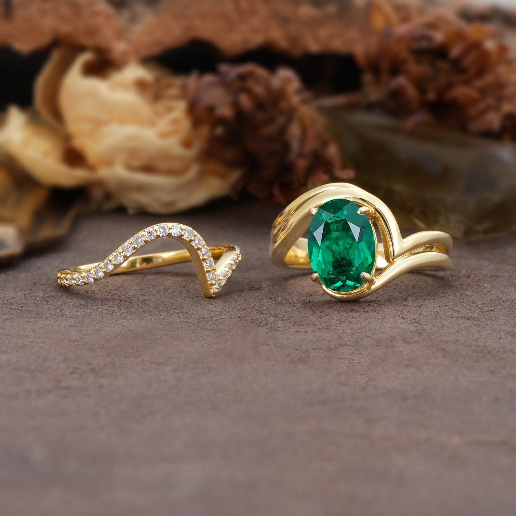 Unique Twisted, Entwined 4-Prong Oval-Cut Emerald Bridal Ring Set - White-Gold