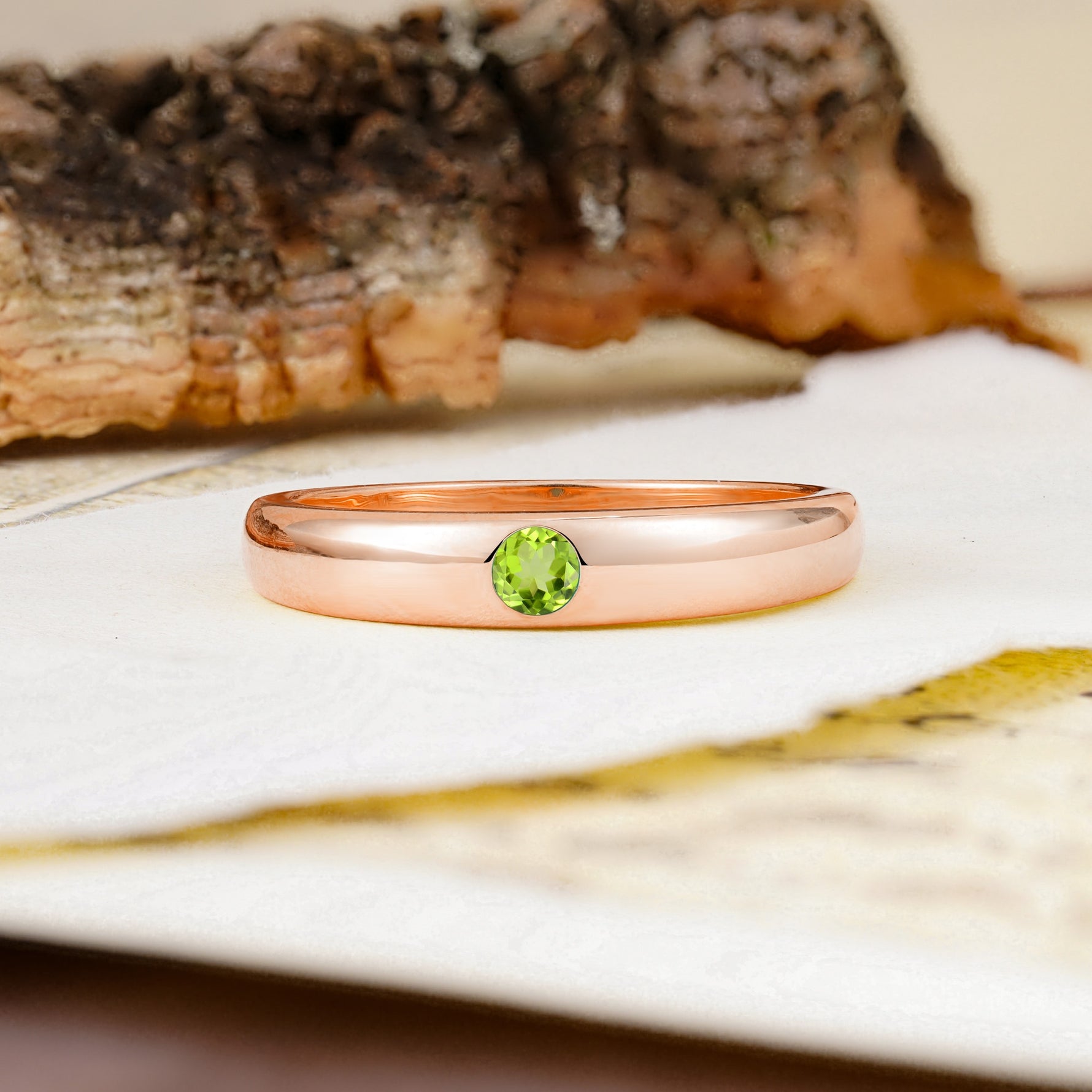 Classic Retro Embedded Round Cut Peridot Wedding Ring - Additional view