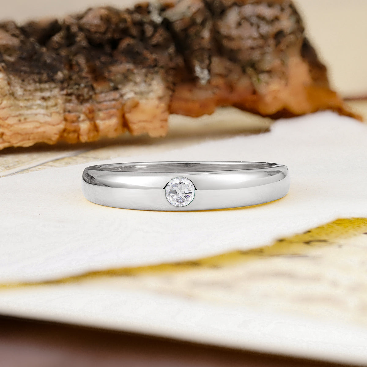 Classic Retro Embedded Round Cut Moissanite Wedding Ring - Additional view