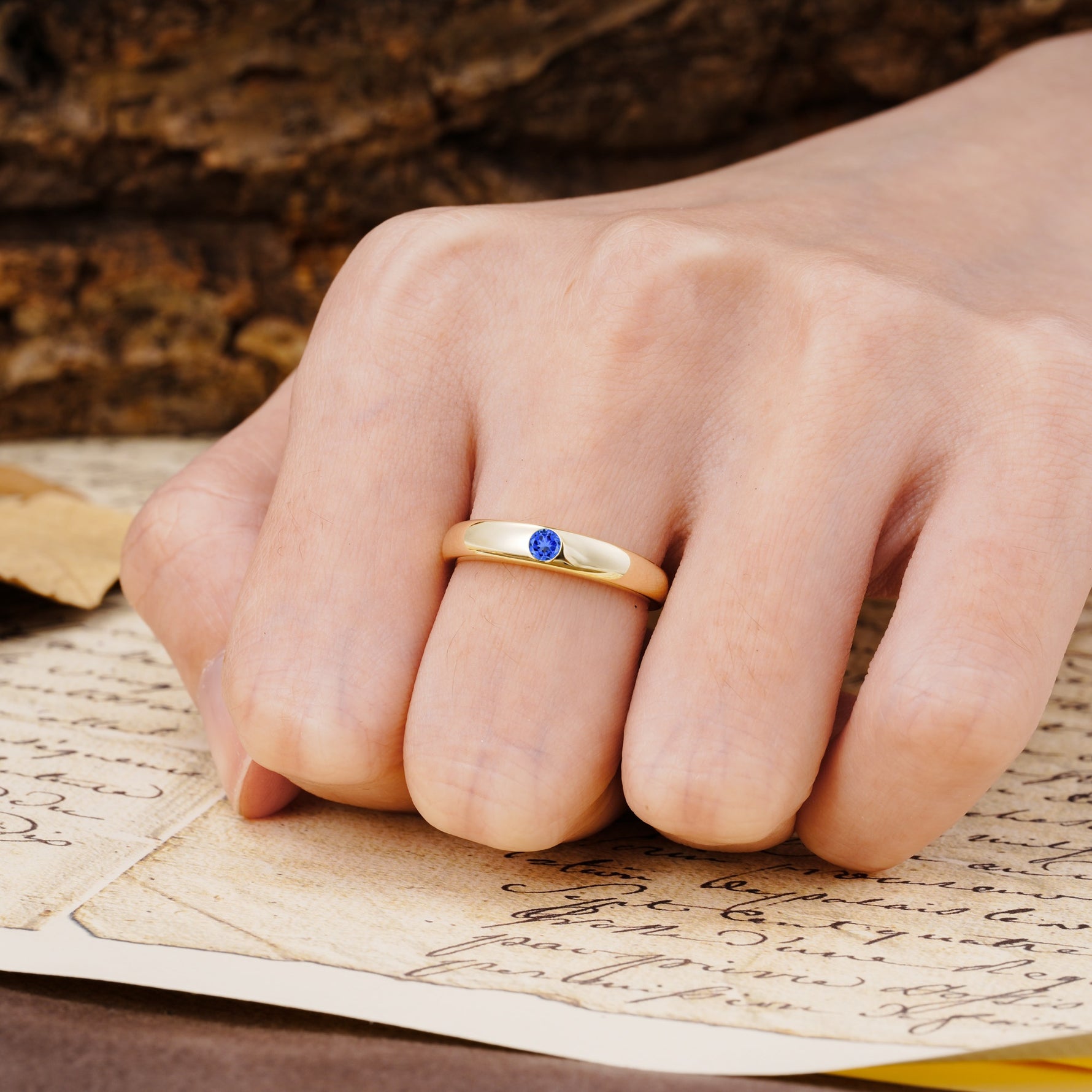 Classic Retro Embedded Round Cut Sapphire Wedding Ring - Additional view