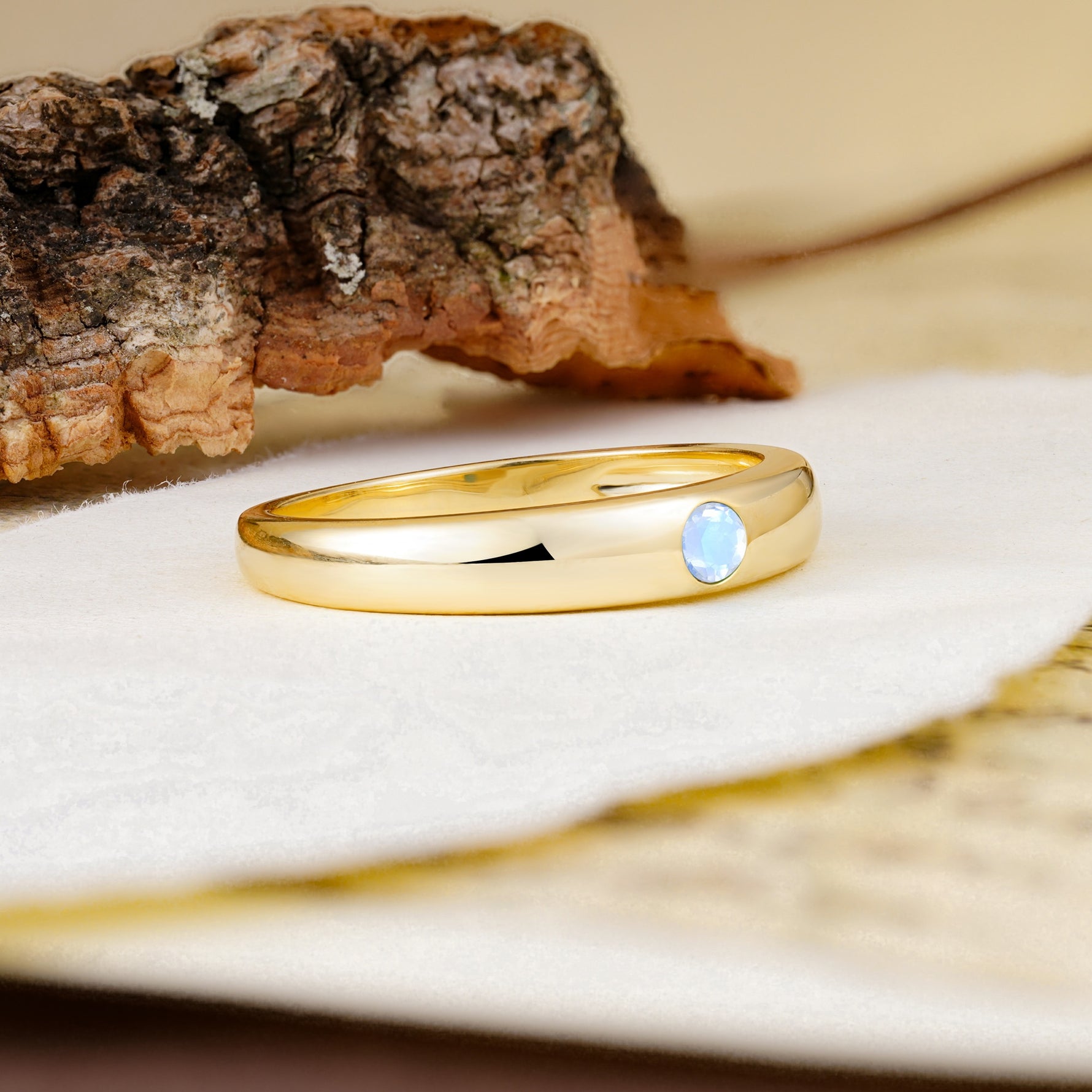 Classic Retro Embedded Round Cut Moonstone Wedding Ring - Additional view