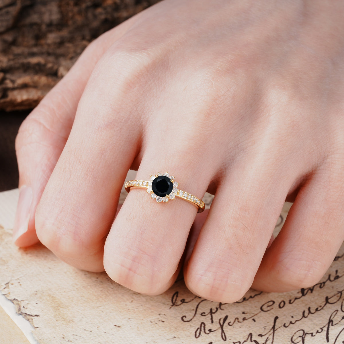 Vintage-Style Pavé Floral-Shaped 4-Prong Round-Cut Black Onyx Engagement Ring - Additional view