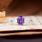 Luxurious Vintage 4-Prong Oval Cut Amethyst Three Stones Engagement Ring - Additional view