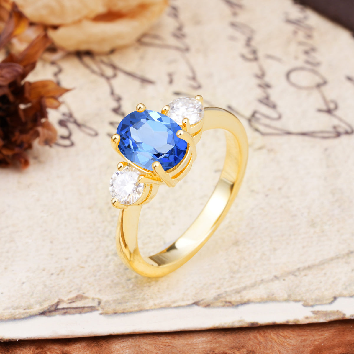 Luxurious Vintage 4-Prong Oval Cut Sapphire Three Stones Engagement Ring - Additional view