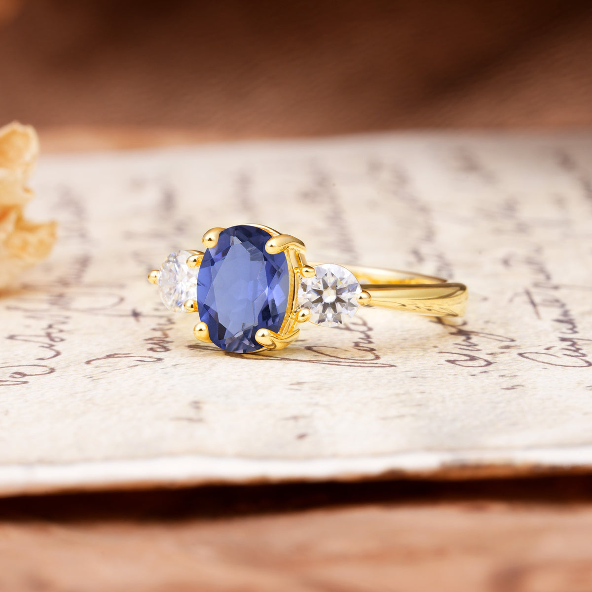Luxurious Vintage 4-Prong Oval Cut Tanzanite Three Stones Engagement Ring - Additional view
