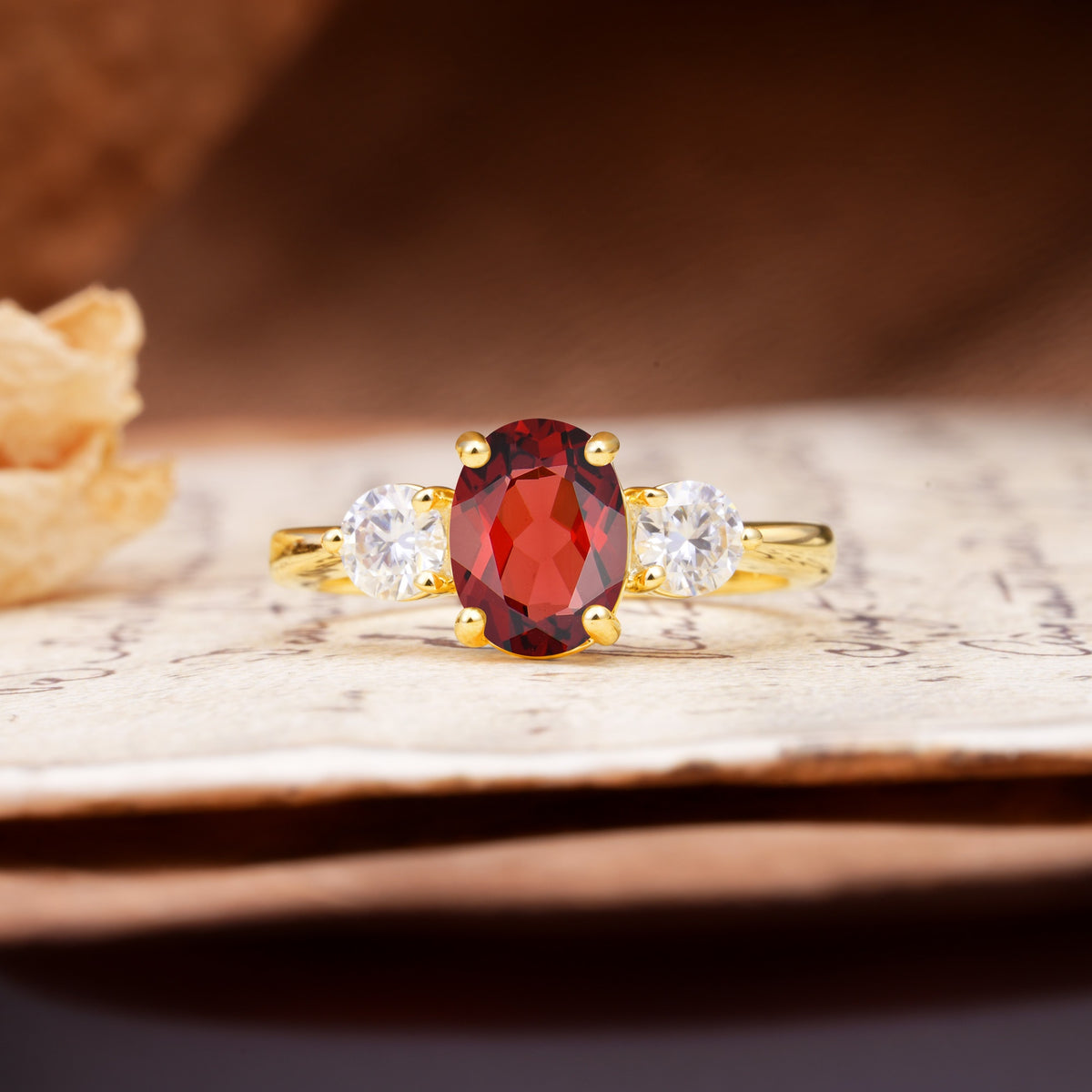 Luxurious Vintage 4-Prong Oval Cut Garnet Three Stones Engagement Ring - Additional view