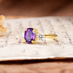 Luxurious Vintage 4-Prong Oval Cut Amethyst Three Stones Engagement Ring - Additional view