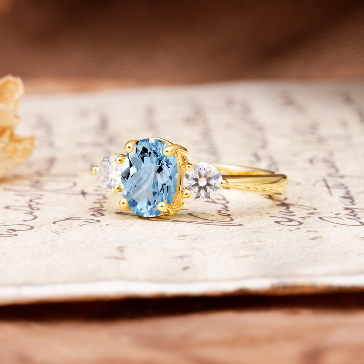 Luxurious Vintage 4-Prong Oval Cut Aquamarine Three Stones Engagement Ring - Additional view