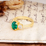 Luxurious Vintage 4-Prong Oval Cut Emerald Three Stones Engagement Ring - Additional view