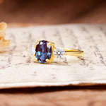Luxurious Vintage 4-Prong Oval Cut Alexandrite Three Stones Engagement Ring - Additional view