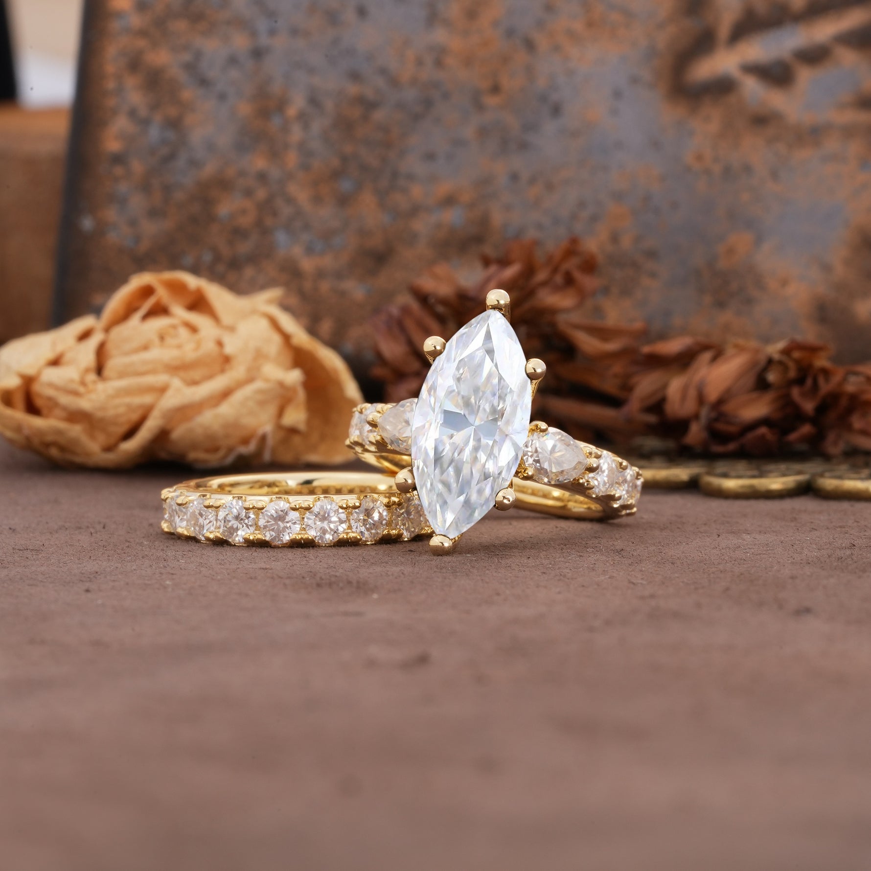 Luxurious Vintage 6-Prong Marquise Cut Moissanite Couple Rings - Rose-Gold