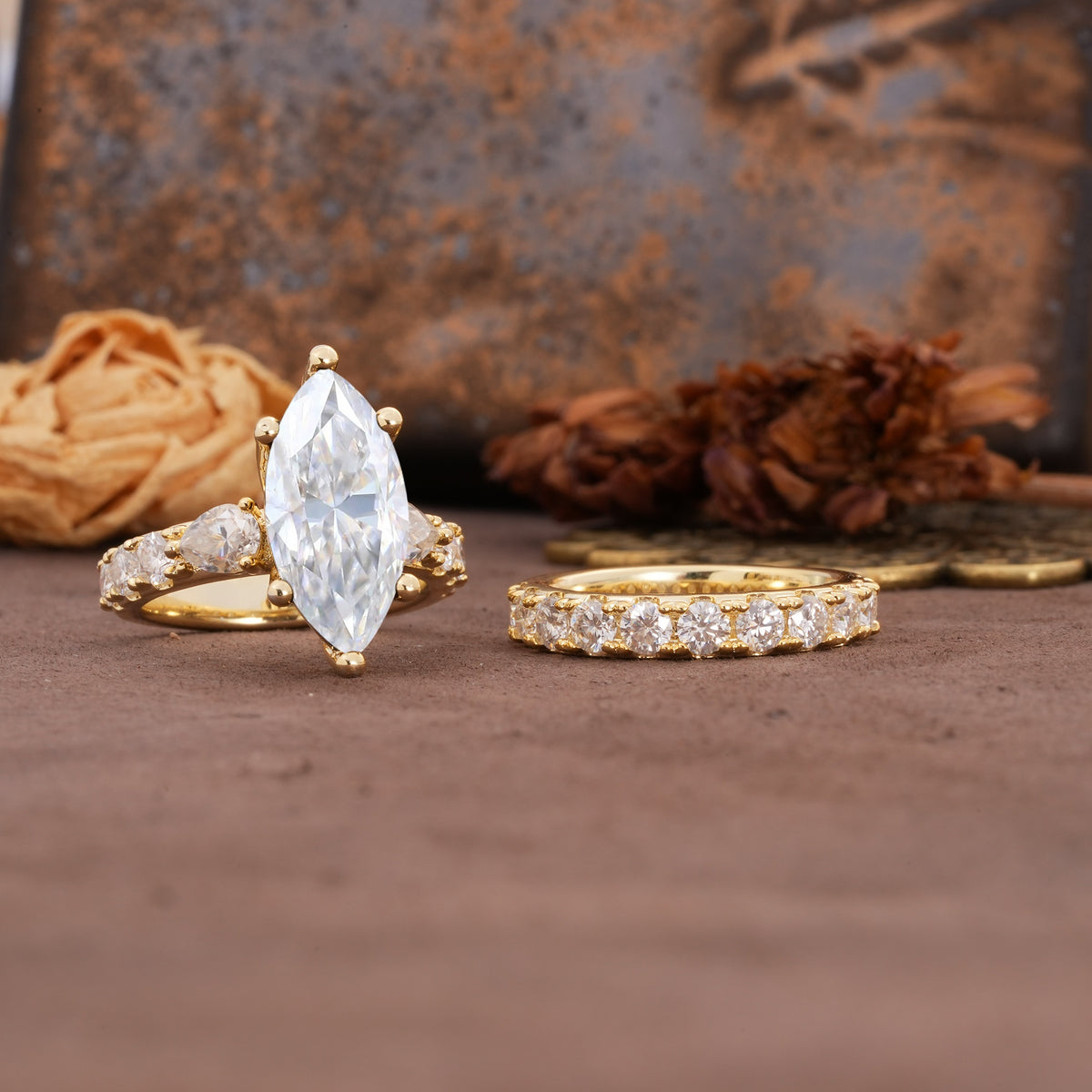 Luxurious Vintage 6-Prong Marquise Cut Moissanite Couple Rings - White-Gold