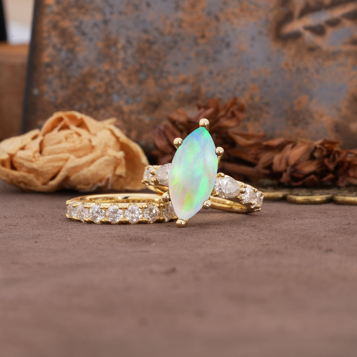 Luxurious Vintage 6-Prong Marquise Cut Fire Opal Couple Rings - Rose-Gold