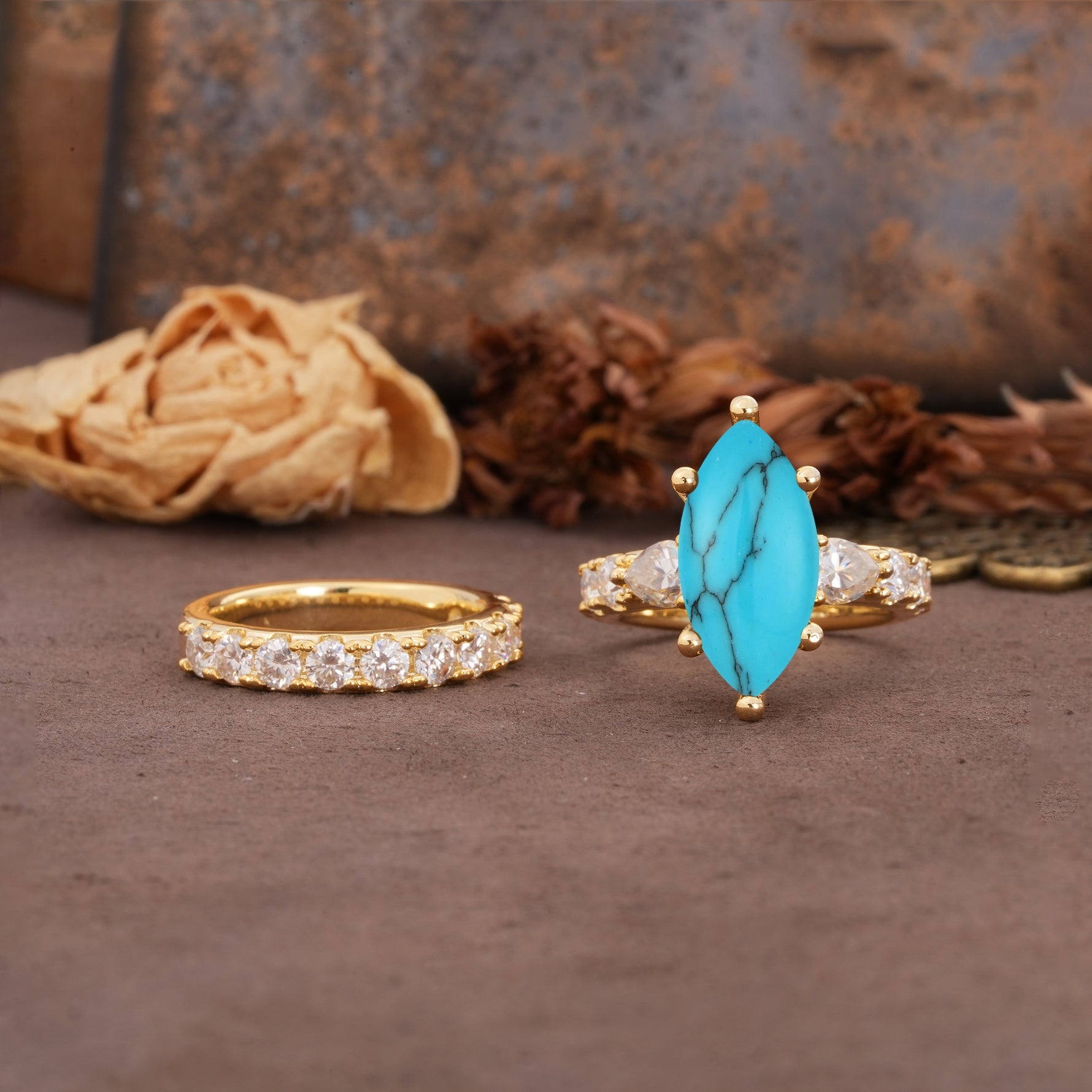 Luxurious Vintage 6-Prong Marquise Cut Turquoise Couple Rings - Yellow-Gold