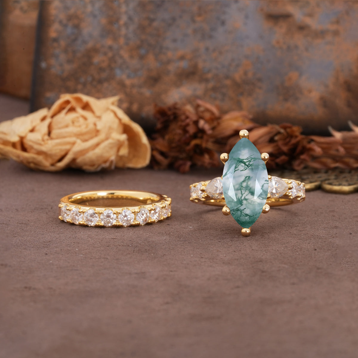 Luxurious Vintage 6-Prong Marquise Cut Moss Agate Couple Rings - Yellow-Gold