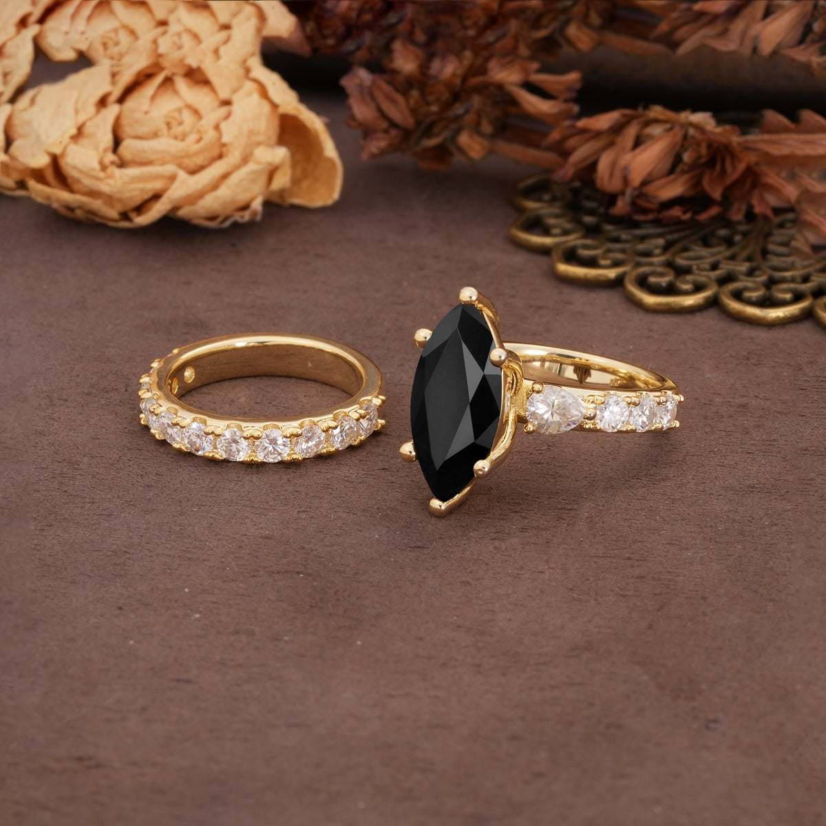 Luxurious Vintage 6-Prong Marquise Cut Black Onyx Couple Rings - Additional view