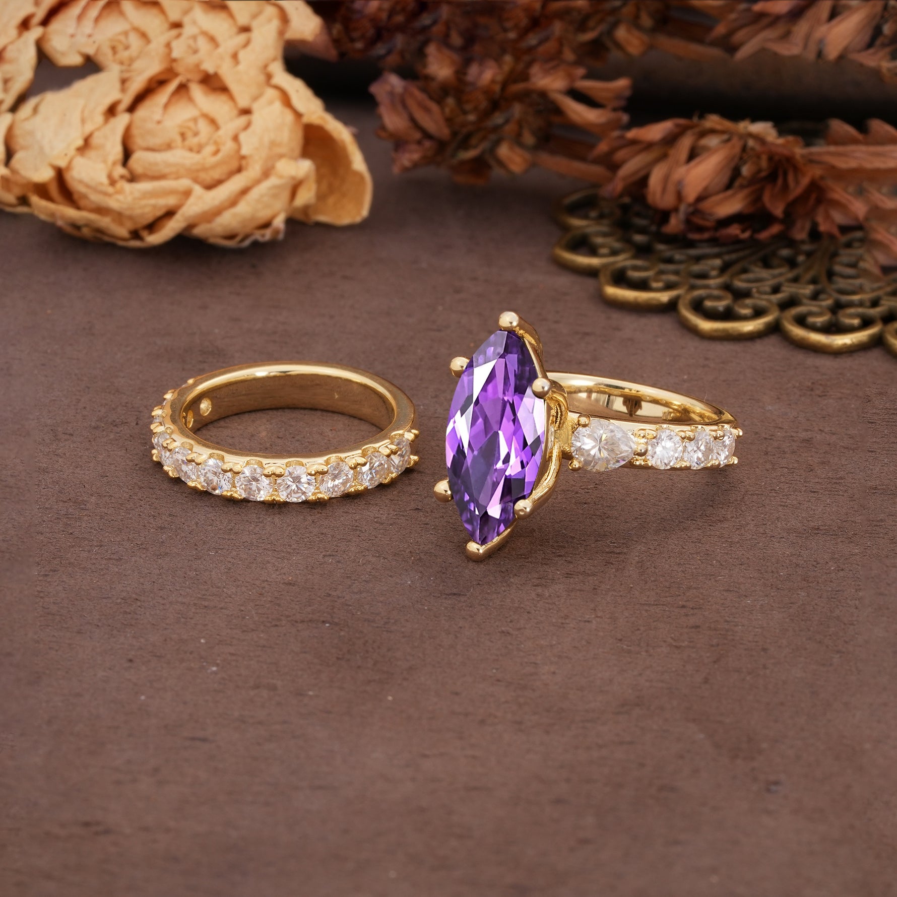 Luxurious Vintage 6-Prong Marquise Cut Amethyst Couple Rings - Additional view
