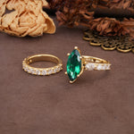 Luxurious Vintage 6-Prong Marquise Cut Emerald Couple Rings - Additional view