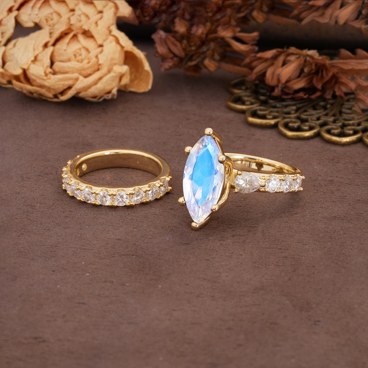 Luxurious Vintage 6-Prong Marquise Cut Moonstone Couple Rings - Additional view