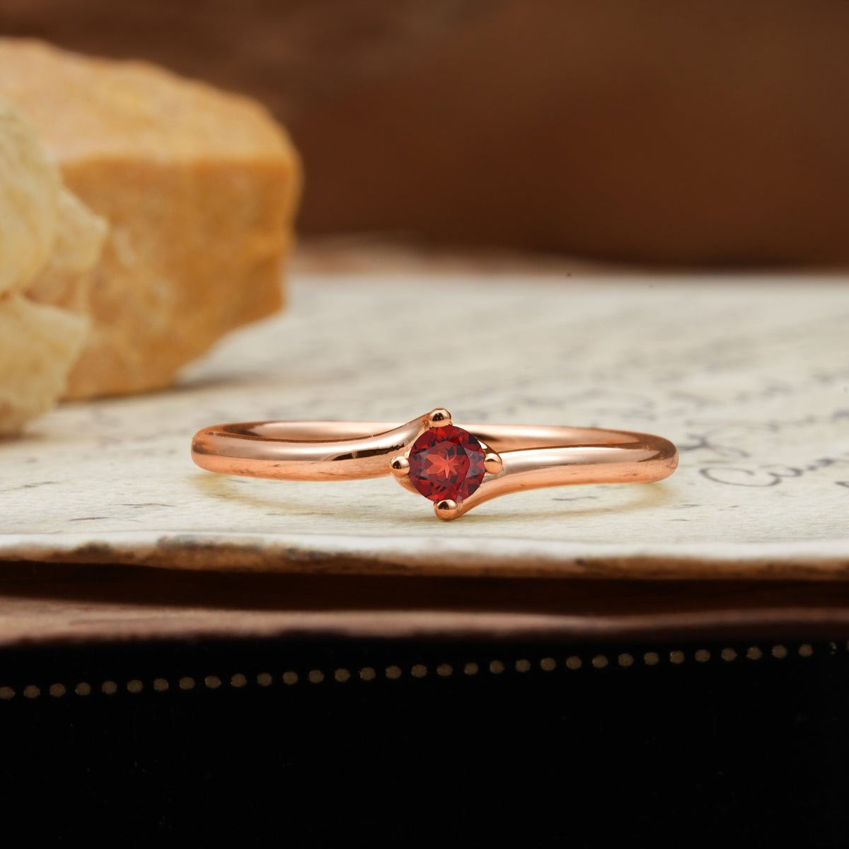 Classic and Minimalist 4-Prong Round-Cut Three-Stone Garnet Engagement Ring - Additional view