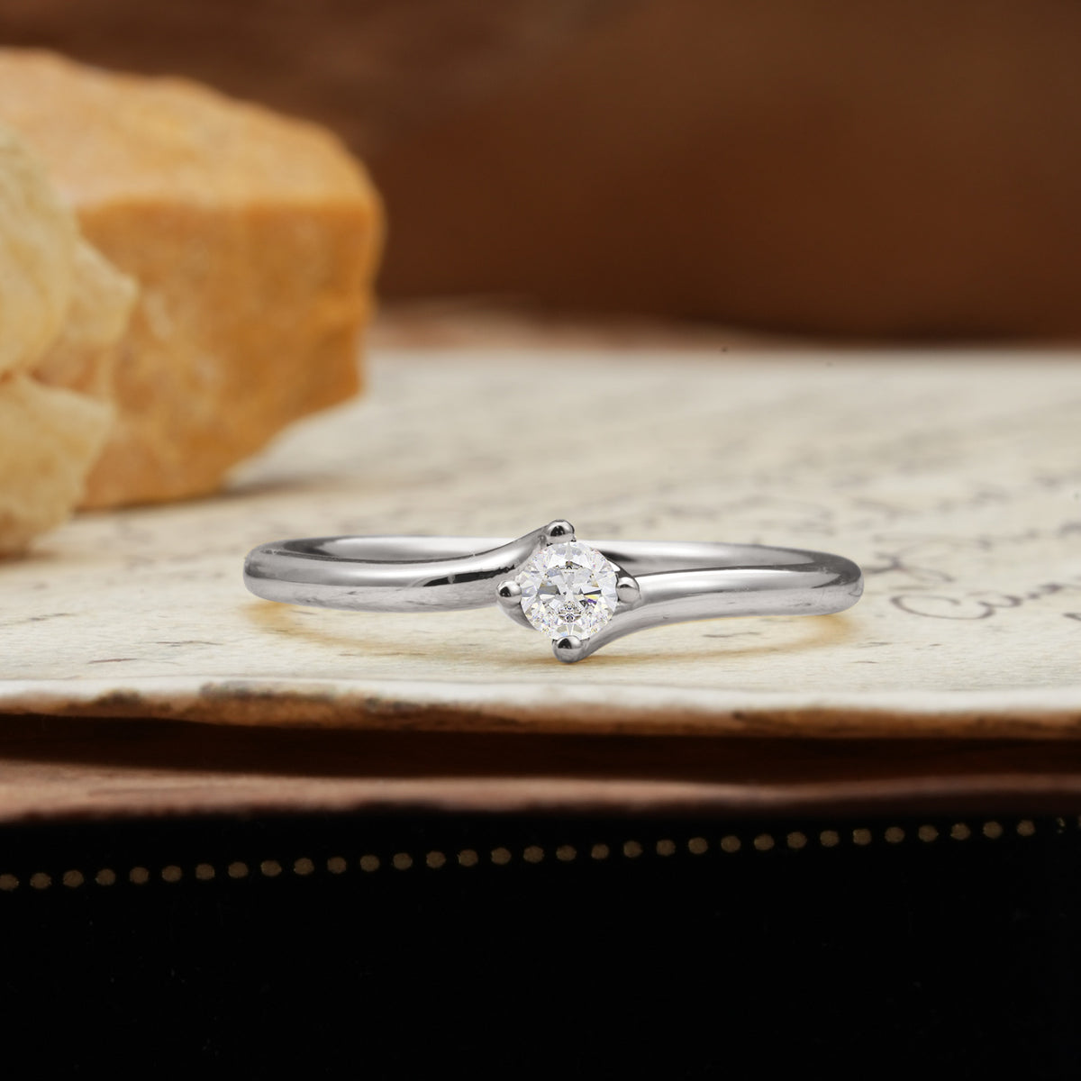 Classic and Minimalist 4-Prong Round-Cut Three-Stone Moissanite Engagement Ring - Additional view