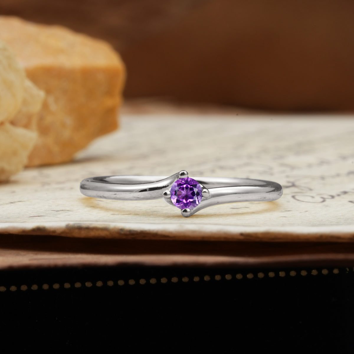Classic and Minimalist 4-Prong Round-Cut Three-Stone Amethyst Engagement Ring - Additional view