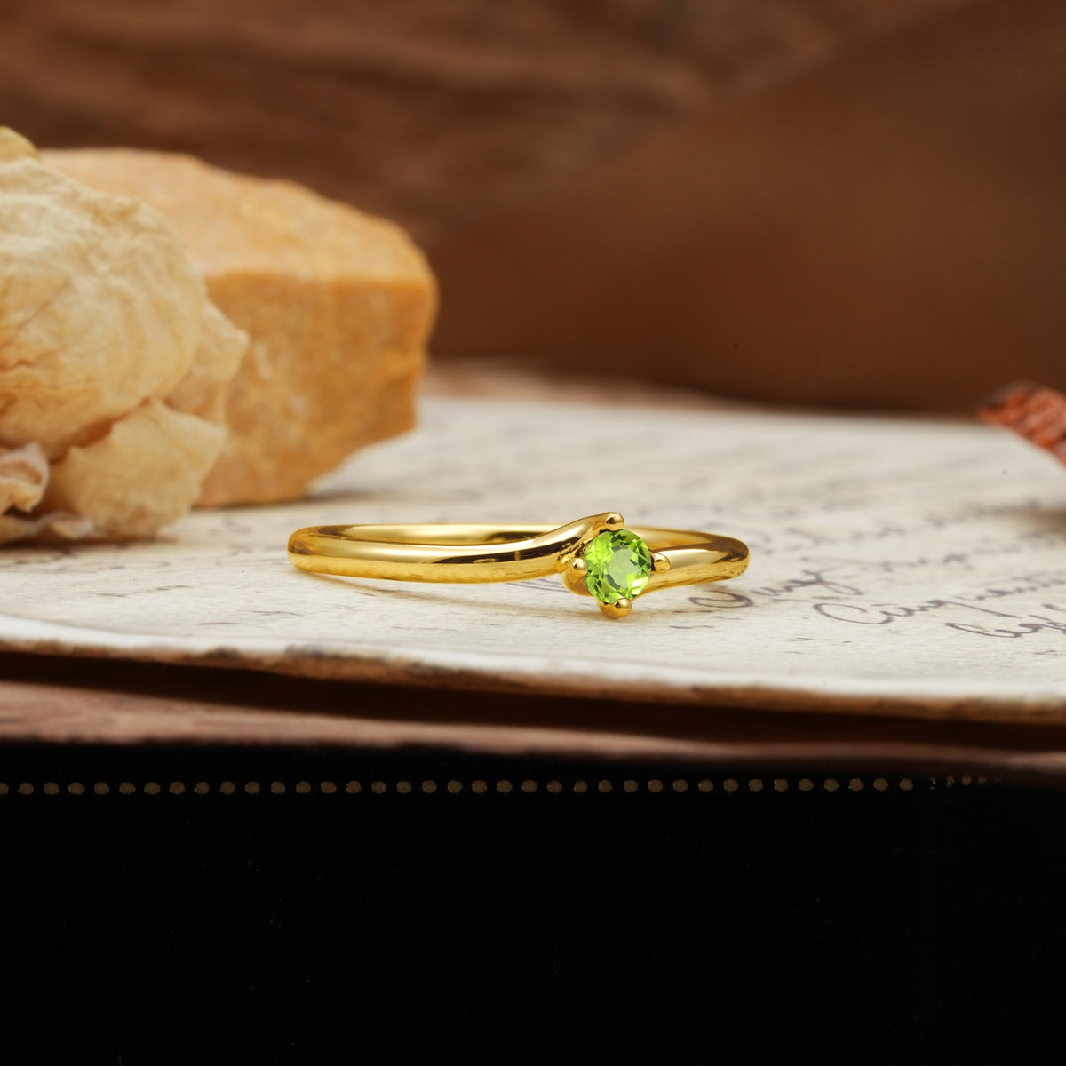 Classic and Minimalist 4-Prong Round-Cut Three-Stone Peridot Engagement Ring - Additional view