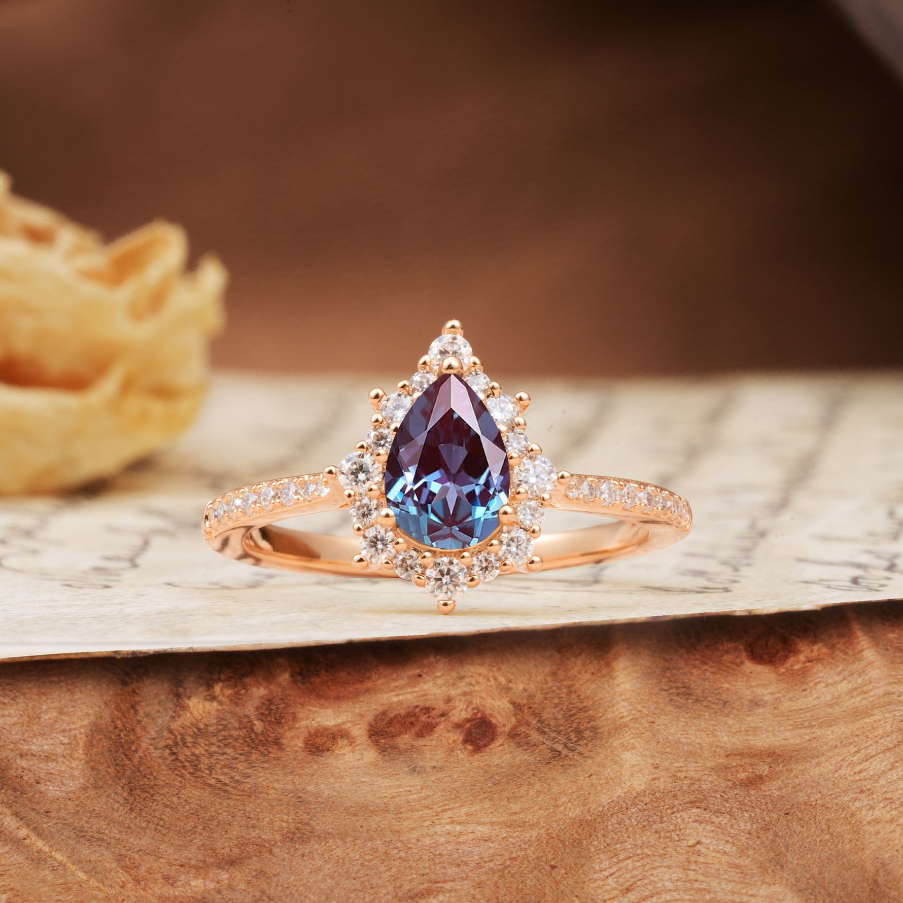Vintage Classic 3-Prong Pear Cut Alexandrite Engagement Ring - Additional view