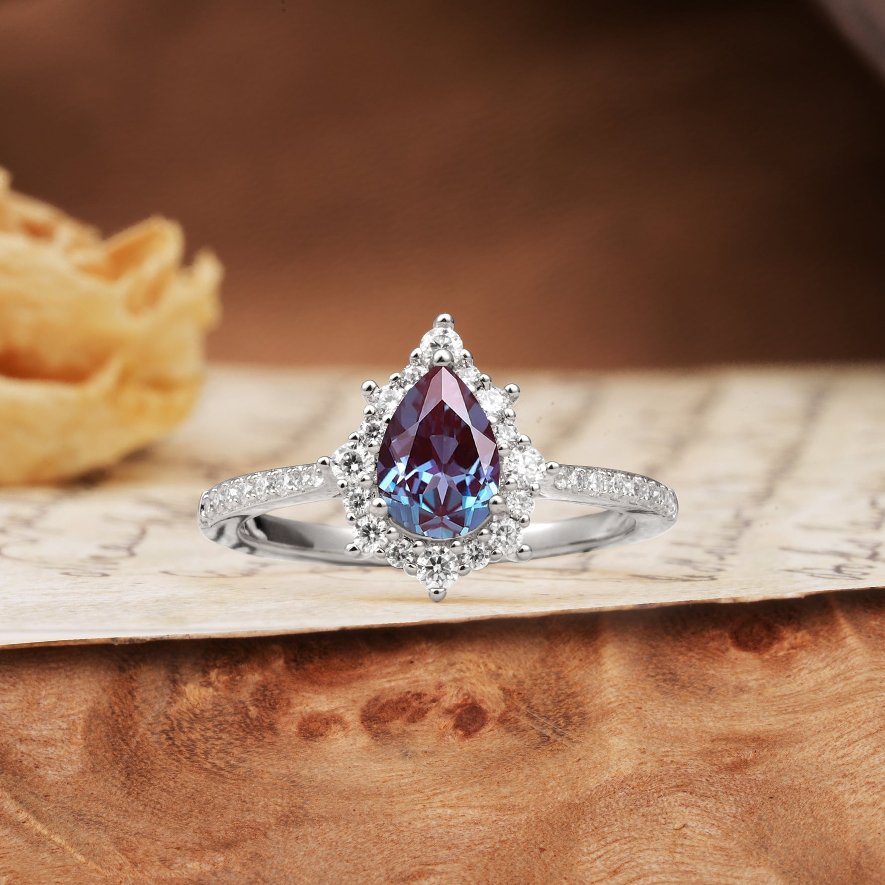 Vintage Classic 3-Prong Pear Cut Alexandrite Engagement Ring - Additional view