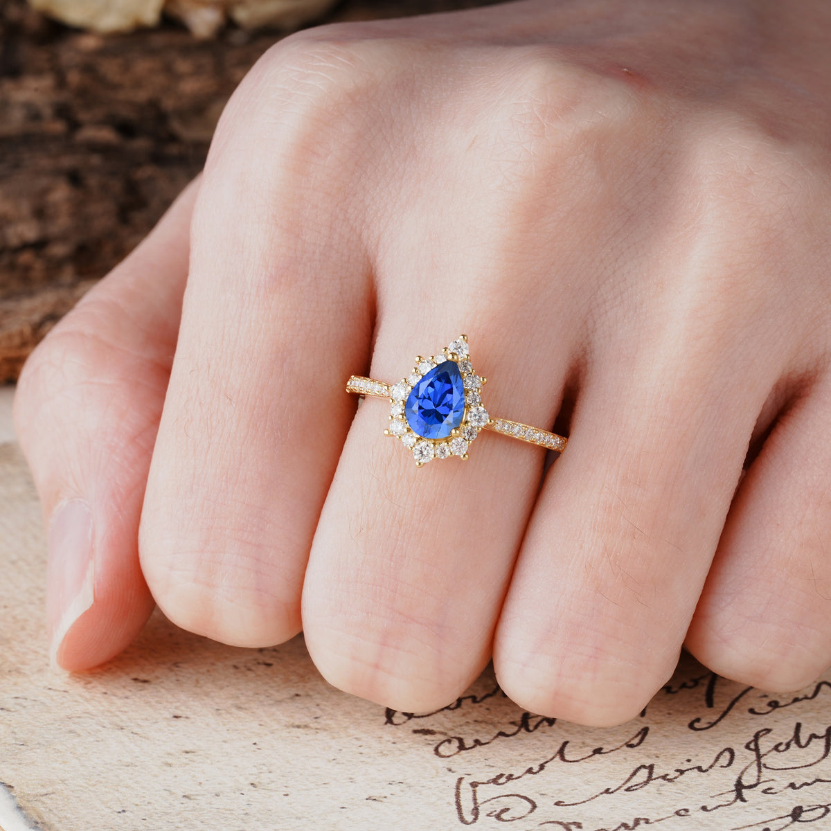 Vintage Classic 3-Prong Pear Cut Sapphire Engagement Ring - Additional view